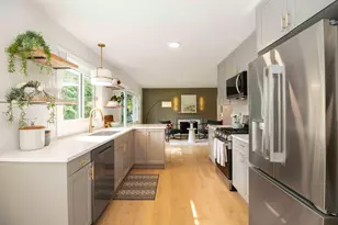 7363 Ann Ct, Eden Prairie, MN 55346 - Photo 9