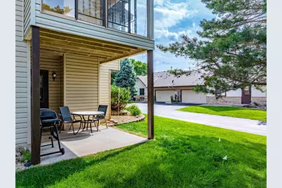 11607 88th Avenue N, Maple Grove, MN 55369 - Photo 7