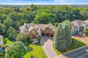 2069 Royale Dr, Eagan, MN 55122 - Photo 63