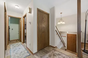 715 Sunset St SW, Hutchinson, MN 55350 - Photo 15