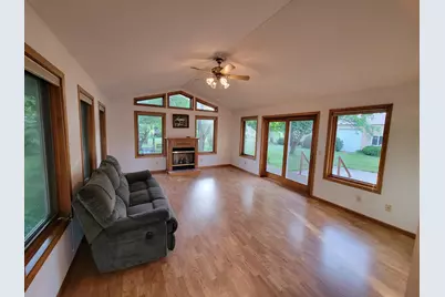 5182 45th Avenue SE, Saint Cloud, MN 56304 - Photo 3