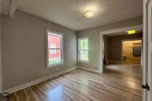 810 30th Ave N, Minneapolis, MN 55411 - Photo 1