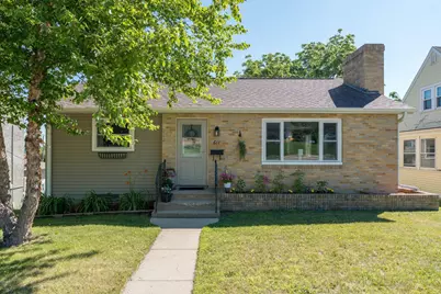 611 S Broadway Street, New Ulm, MN 56073 - Photo 1