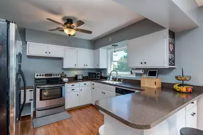 611 S Broadway Street, New Ulm, MN 56073 - Photo 11