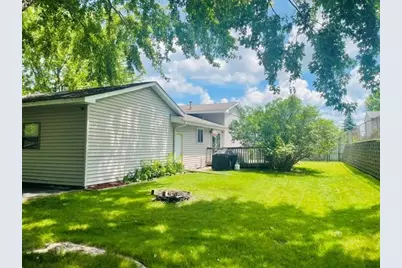 19 Heights Road NW, Saint Michael, MN 55376 - Photo 3