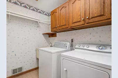 13420 Pennock Avenue, Apple Valley, MN 55124 - Photo 29