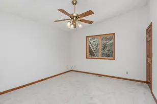 13420 Pennock Ave, Apple Valley, MN 55124 - Photo 17