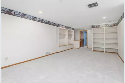 13420 Pennock Avenue, Apple Valley, MN 55124 - Photo 31
