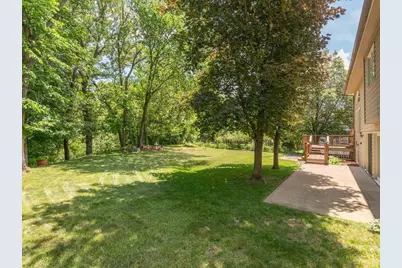 13420 Pennock Avenue, Apple Valley, MN 55124 - Photo 33