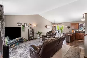 25464 11th St W, Zimmerman, MN 55398 - Photo 7