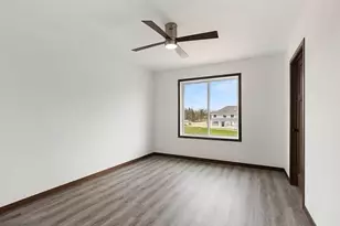 22055 Brenly Wy, Rogers, MN 55374 - Photo 11
