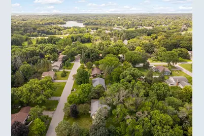 7660 Heritage Road, Eden Prairie, MN 55346 - Photo 41