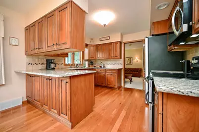 1617 Circle Drive, Winona, MN 55987 - Photo 7