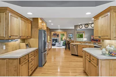2609 91st Crescent N, Brooklyn Park, MN 55443 - Photo 3