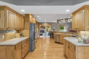 2609 91st Cres N, Brooklyn Park, MN 55443 - Photo 3
