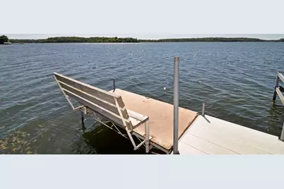 3921 Minnewashta Court, Chanhassen, MN 55331 - Photo 49