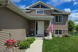 1020 Acacia Dr S, Annandale, MN 55302 - Photo 3
