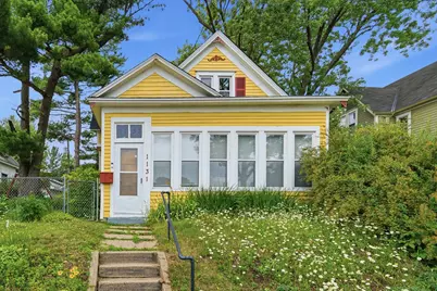 1131 Woodbridge Street, Saint Paul, MN 55117 - Photo 1
