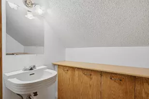 1131 Woodbridge St, Saint Paul, MN 55117 - Photo 19