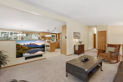 8716 Virginia Avenue S, Bloomington, MN 55438 - Photo 7