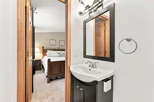 8716 Virginia Ave S, Bloomington, MN 55438 - Photo 23