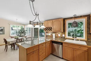 8716 Virginia Ave S, Bloomington, MN 55438 - Photo 9