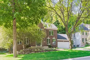 2109 Stone Creek Dr, Chanhassen, MN 55317 - Photo 67