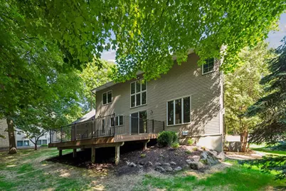 2109 Stone Creek Drive, Chanhassen, MN 55317 - Photo 23