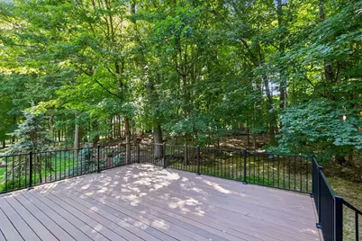 2109 Stone Creek Drive, Chanhassen, MN 55317 - Photo 3