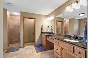 16867 Dream Ln, Lakeville, MN 55044 - Photo 33