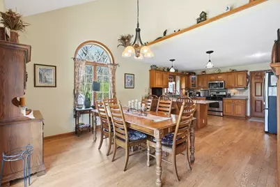 208 Country Oaks Road, River Falls, WI 54022 - Photo 11