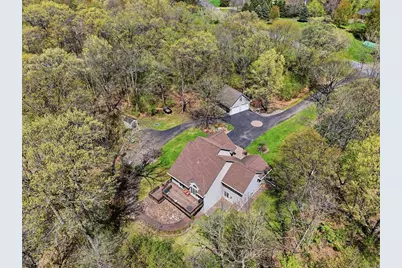 208 Country Oaks Road, River Falls, WI 54022 - Photo 35