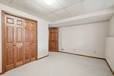 208 Country Oaks Road, River Falls, WI 54022 - Photo 23