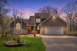 208 Country Oaks Rd, River Falls, WI 54022 - Photo 3