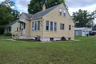 535 5th Ave NE, Saint Cloud, MN 56304 - Photo 1