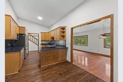1306 Berry Ridge Road, Eagan, MN 55123 - Photo 15