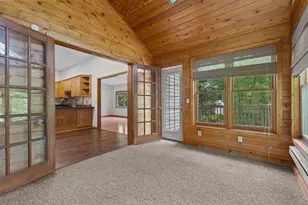1306 Berry Ridge Rd, Eagan, MN 55123 - Photo 11