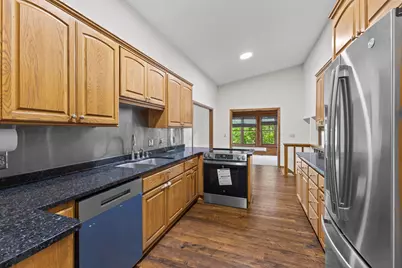 1306 Berry Ridge Road, Eagan, MN 55123 - Photo 19