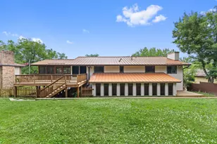 1306 Berry Ridge Rd, Eagan, MN 55123 - Photo 29