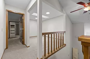 1306 Berry Ridge Rd, Eagan, MN 55123 - Photo 27