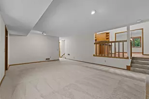 1306 Berry Ridge Rd, Eagan, MN 55123 - Photo 9