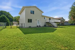 212 Glen Ellen Dr, Mankato, MN 56001 - Photo 31