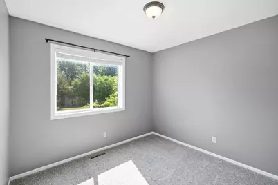 212 Glen Ellen Drive, Mankato, MN 56001 - Photo 17