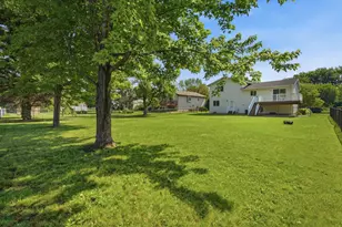 212 Glen Ellen Dr, Mankato, MN 56001 - Photo 35