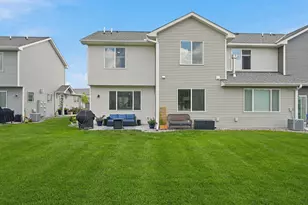 1723 Southpoint Ln, Hudson, WI 54016 - Photo 5