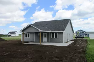 138 Cedar St SE, Kimball, MN 55353 - Photo 5