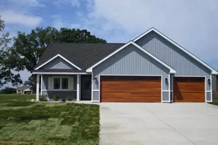 138 Cedar St SE, Kimball, MN 55353 - Photo 3