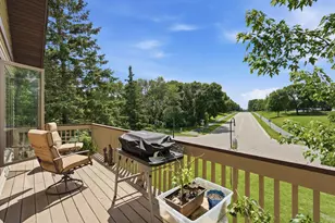 1589 Four Oaks Rd, Eagan, MN 55121 - Photo 21