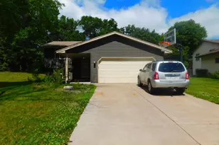 12132 Jefferson St NE, Blaine, MN 55434 - Photo 3