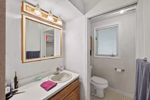 2330 Charles Street N, North Saint Paul, MN 55109 - Photo 15